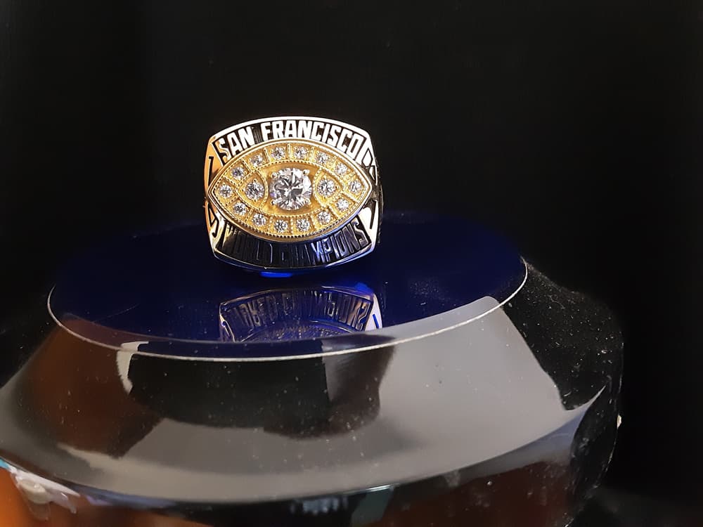 Premium championship ring